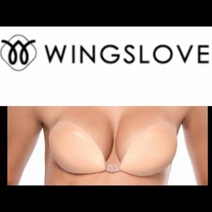 🆕WINGSLOVE INVISIBLE SILICONE BRA🆕